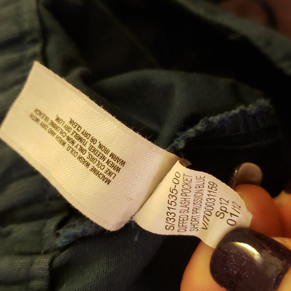 Gap Women's Cuffed Slash Pocket Shorts - Picture 6 of 7